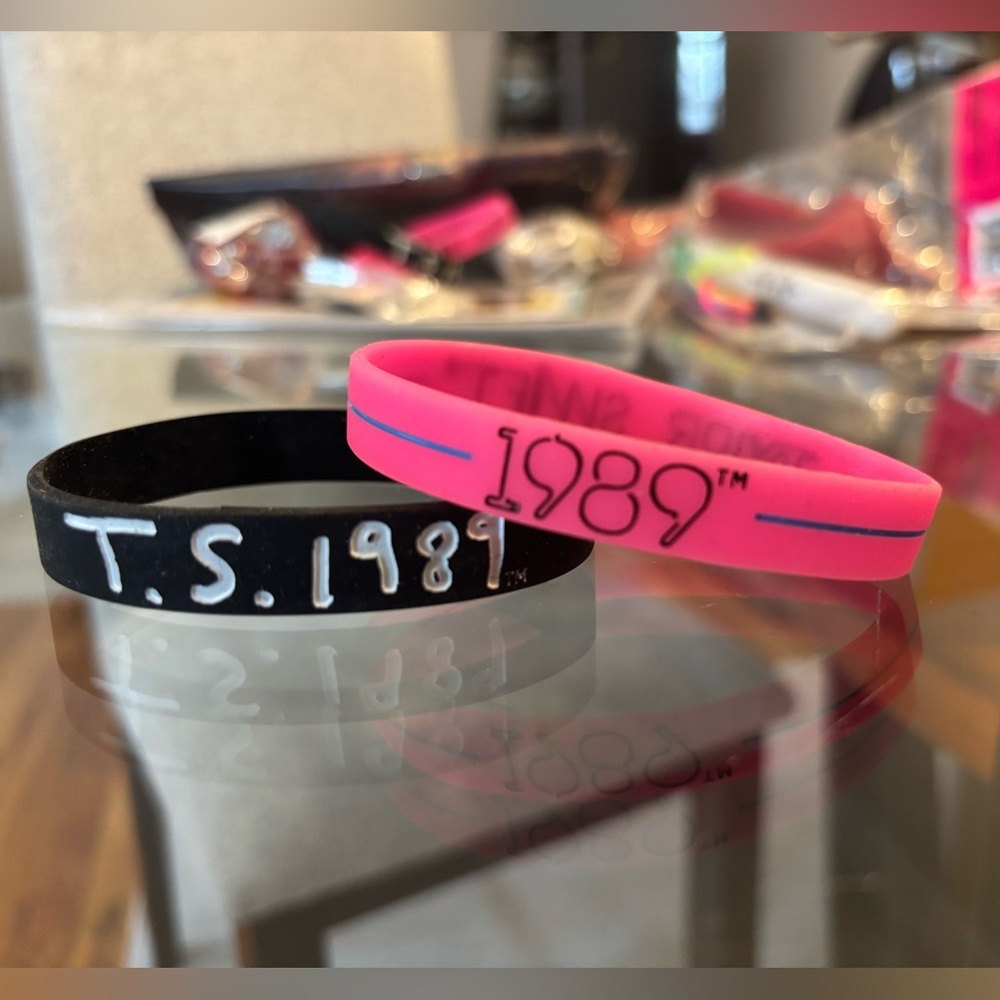 Taylor Swift 1989 Tour Bracelet Bundle